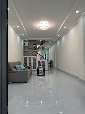Nhà đẹp cho gia đình đông người – 4pn – vào ở ngay