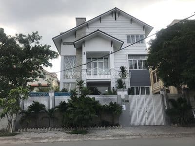 CHO THUÊ BIỆT THỰ VIP NGUYỄN VĂN TRỖI * 15X30M * TRỆT 1 LẦU SÂN VƯỜN