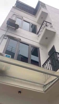 Cho thuê nhà Thượng Thanh, 4 PN, full đồ. nhà mới ở ngay. 7,5tr