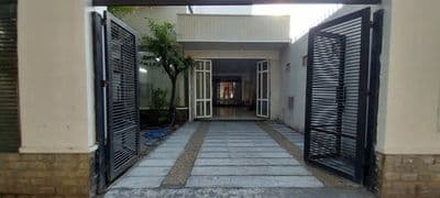 BIỆT THỰ 8X18 SÂN RỘNG NGAY NGUYỄN DUY TRINH, PHÚ HỮU
