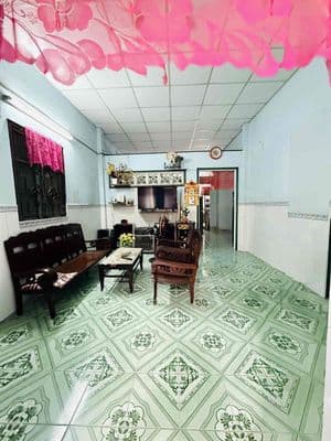 Nhà Giá Rẻ Thị Trấn Hóc Môn – 60m² – Sổ Hồng Riêng – Chỉ 2.5 Tỷ