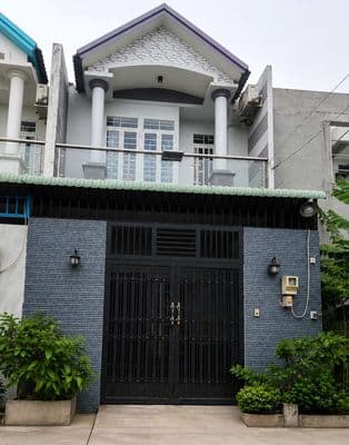 Hàng xóm Đông Tăng Long - 60m2 - 2 tầng - 4.x tỷ