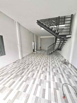 Nhà 1 trệt 1 lầu suốt, Ấp Chiến Lược, BHH A, Bình Tân