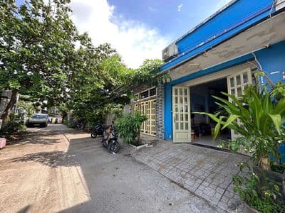 Nhà Phạm hùng