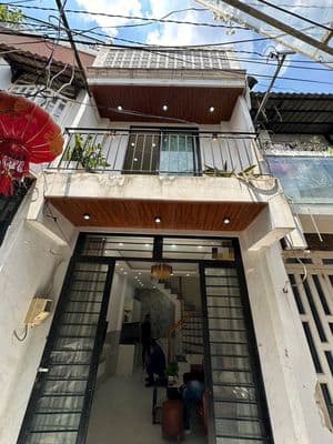 Nhà đường bùi quang là, 3 tầng, 2 phòng ngủ, full nội thất