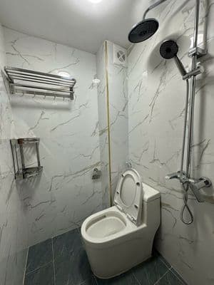 Cho thuê nhà riêng full đồ tại 424 Thụy Khuê, 35m2 x 4 tầng
