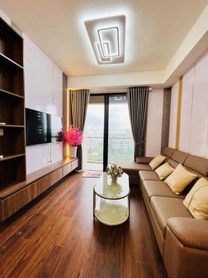 Vay 70% căn 55m2 có lầu chợ BÀ CHIỂU 2 tỷ 2, ở liền 2 PN 2WC sổ hồng