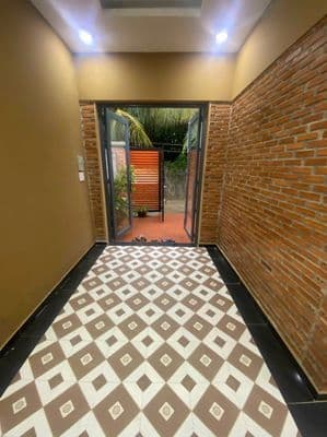 Bán đất tặng nhà cấp 4