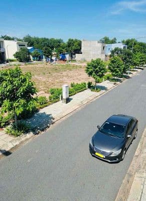 Em kẹt tiền cần bán lô đất 100% thổ cư 5x20m2 tại kdc Tân An Hội, 1tyx