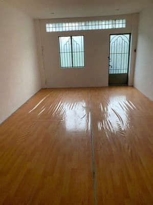 Mặt tiền Đường Lê Thúc Hoạch - Quận Tân Phú - 4m x 12m - Xe hơi vô nhà