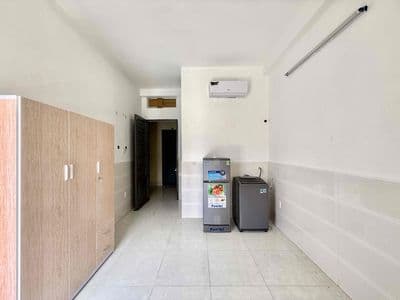 Cho Thuê Căn Hộ Bancol Máy Giặt Riêng Rộng 25m2 Ngay Cao Thắng Q10