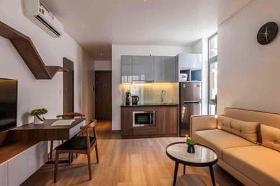 Studio/1pn ban công - cửa sổ - ngay đầm sen