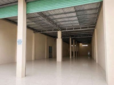 Cho thuê kho gạch men 270m2 giá 23 triệu