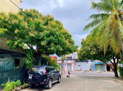 bán nhà cấp 4, lô góc độc nhất Nha Trang; 3 mặt tiền
