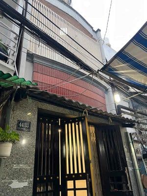 Chính chủ - Cho thuê nhà nguyên căn Quận 1 DT 30m2