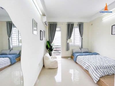 1PN TÁCH BẾP FULL NT NGAY EMART PHẠM VĂN ĐỒNG AN NINH THANG MÁY GV