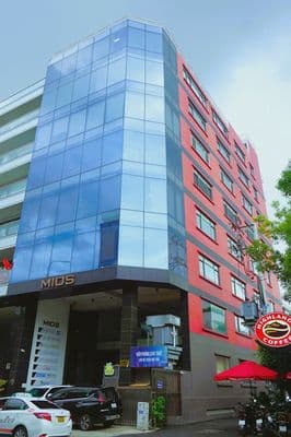 TÒA NHÀ VĂN PHÒNG TRẦN KHÁNH DƯ, QUẬN 1 NGAY GÓC HOÀNG SA – HẦM 6 LẦU