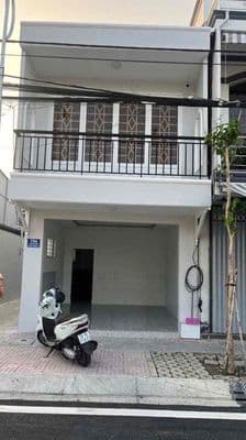 CHO THUÊ NHÀ NGUYÊN CĂN MẶT TIỀN 2PN 2WC