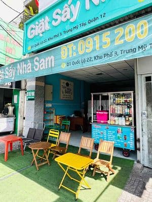 đối diện bến xe An Sương