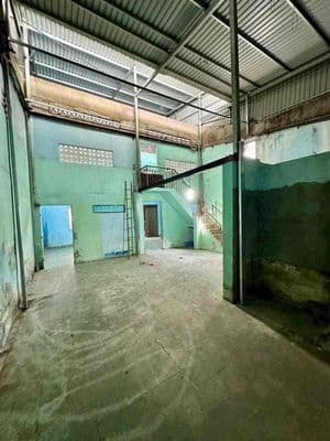 cần cho Thuê KHO - hẻm 166 Dương Bá Trạc
