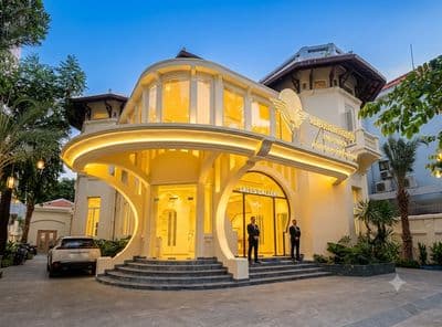 BIỆT THỰ SÂN VƯỜN NAM KÌ KHỞI NGHĨA QUẬN 3, TRỆT LẦU DTSD 1500M2