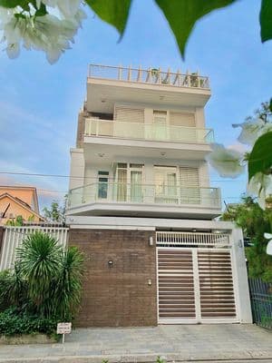 Nhà quận 2 cho thuê làm VP Truyền Thông 6 Phòng, Thang Máy, 40TR
