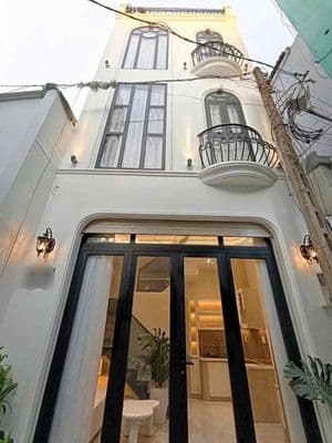 BÁN GẤP! FULL NỘI THẤT 4 TẦNG THẠCH LAM - 4.28 TỶ