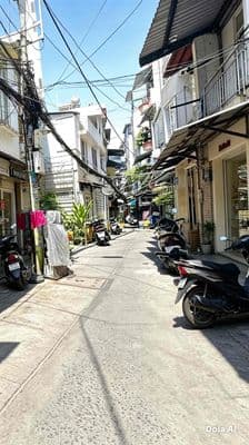 BÁN NHÀ QUẬN 1 – 25M² – 3 TẦNG – GIÁ 7.8 TỶ