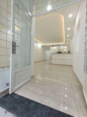 Bán nhà 2 tầng sát bên công viên Làng Hoa - 96m² HXH - nhỉnh 7 tỷ