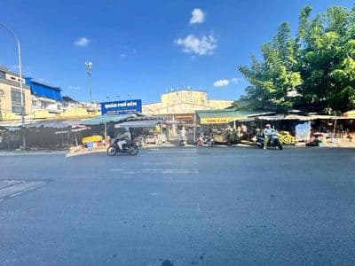 HẺM XE HƠI THÔNG, DT 9.2 x 9.5M, GẦN CHỢ TÂN TRỤ, CHỈ 4 TỶ HƠN