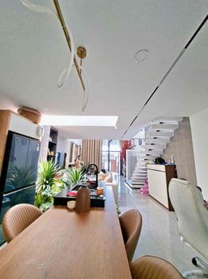 nhà hẻm nguyễn tri phương