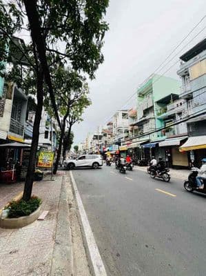 BÁN NHÀ MTKD QUẬN 8. SÁT QUẬN 1, Quận 5. DT: 53m2 - 4 Tầng - Nở hậu.
