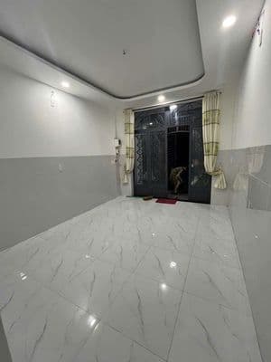 CHO THUÊ NHÀ 4X13, TRỆT, LẦU, 3PN, HẺM XE HƠI, GIÁ 9TR/THG
