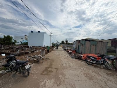 BÁN GẤP ĐẤT NÊN Ở CẦU TRÀM