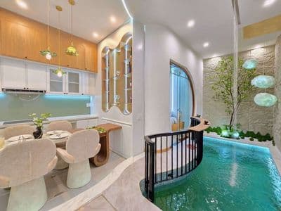 Cho thuê nhà 4PN có bể bơi Lê Đình Lý, kết nối sân bay và cầu Rồng