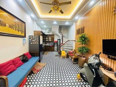 CÓ 102! Bán nhà gần Tây Tựu, ĐH Công Nghiệp_ 35m*5T nhỉnh 4 tỷ.