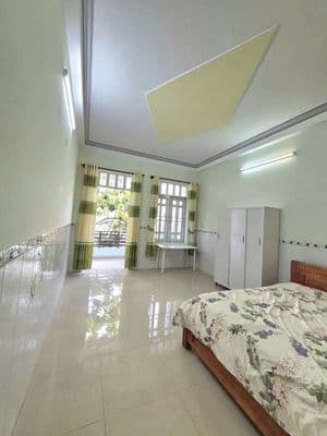 Cho thuê nhà mặt tiền đường Vũ Hữu – Bắc Nha Trang