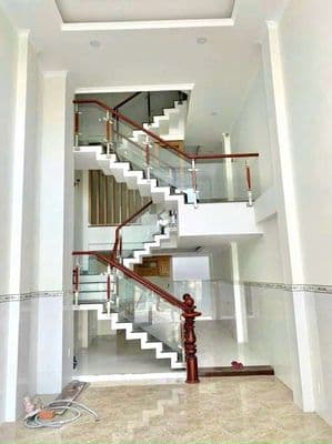 Nhà 1 trệt 1 Lửng 3 lầu Đường 18B BHH A bình tân