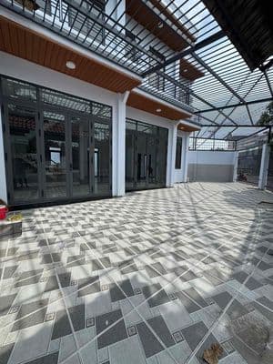 CHO THUÊ NHÀ MẶT TIỀN KINH DOANH SẦM UẤT - MẶT TIỀN 15m - GIÁ CỰC MỀM