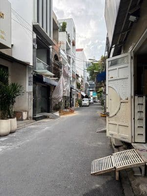Cho Thuê nhà hẻm 7 M Thông cách MT Gò Dầu 30 m : 4 x 13 Đúc 3 Tấm
