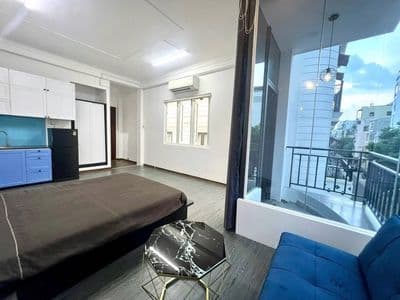 Cho thuê Studio ban công – Quận 1