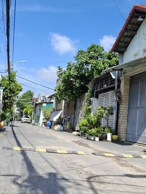 Đất 6 x 22 = 125m. Trục Lê Lợi - Lý Thường Kiệt Thị Trấn Hóc Môn 3,9t