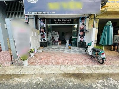 CHO THUÊ NHÀ MẶT TIỀN KINH DOANH QUANG TRUNG ,CHỢ 30/4,CÓ NỘI THẤT,2 P