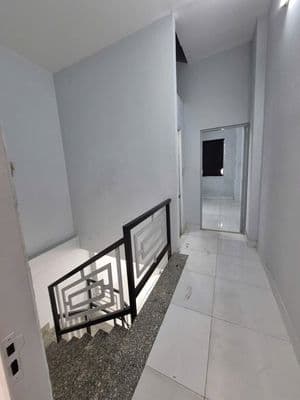 Cho Thuê nhà hẻm xe Đường Lê trọng tấn : 4 x 15 M đúc 1 lầu đẹp:2 PN