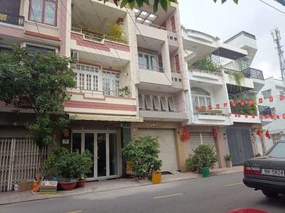 Cho thuê nhà mặt tiền 4x21 đúc 4 tầng đường 7A gần nhà thờ Paolo