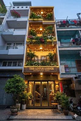 Cho thuê mặt tiền kinh doanh. q1 trần hưng đạo phường Bến Thành Q1