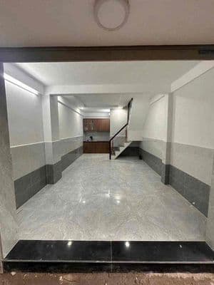 BÁN NHÀ NGAY TRONG CHỢ TÂN QUY CÓ THỂ KINH DOANH ĐA NGHỀ - QUẬN 7