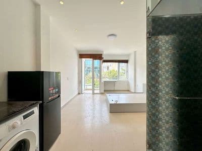 CHDV MỚI FULL NỘI THẤT - MÁY GIẶC RIÊNG - GẦN CC BỘ CÔNG AN, CẦU SG
