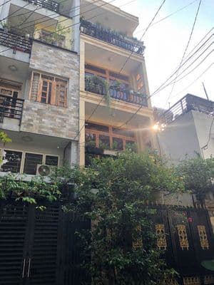 Bán nhà Sư Vạn Hạnh ngay Vạn hạnh Mall Q10 3.8x12 4 tầng 11t5 tl