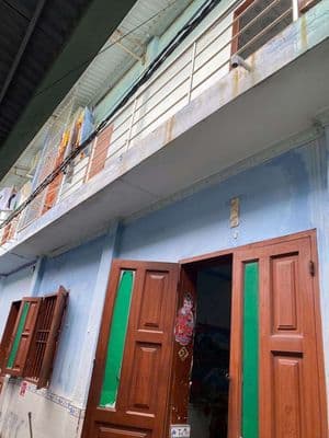 nhà lầu gần bệnh viện dĩ an
